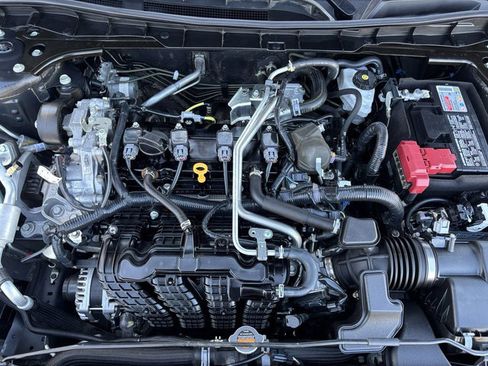 Used 2024 Nissan Altima 2.5 SV image 31