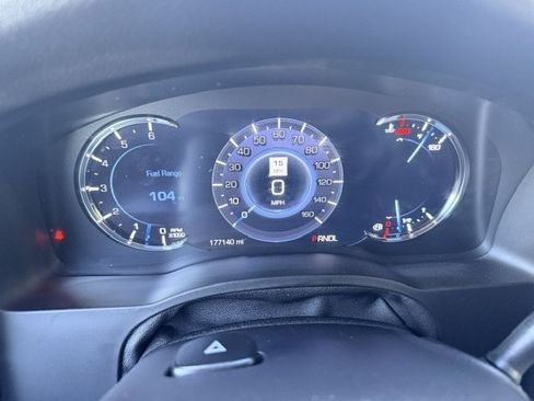 Used 2019 Cadillac Escalade ESV 2WD image 22