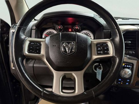 Used 2016 RAM 1500 Laramie image 29