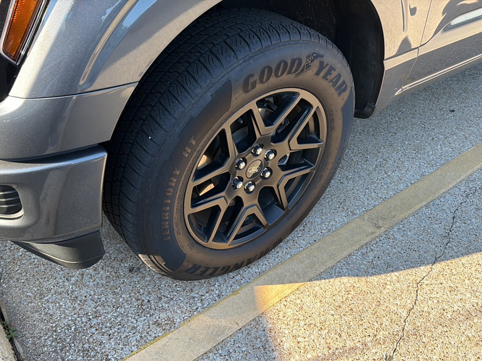 Used 2024 Ford F150 STX w/ STX Black Appearance Package RWD image 5