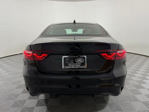 Used 2024 Jaguar XF R-Dynamic SE AWD/4WD image 9