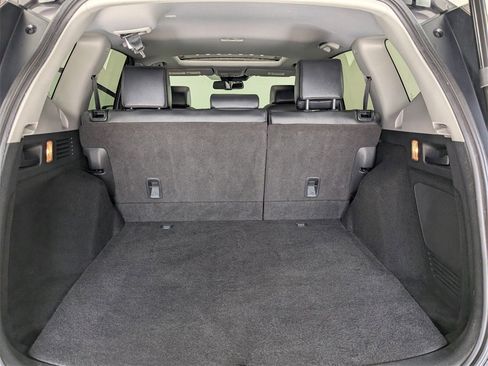 Used 2020 Honda CR-V Touring image 25
