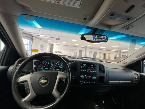 Used 2012 Chevrolet Silverado 2500 LT w/ Convenience Package AWD/4WD image 14