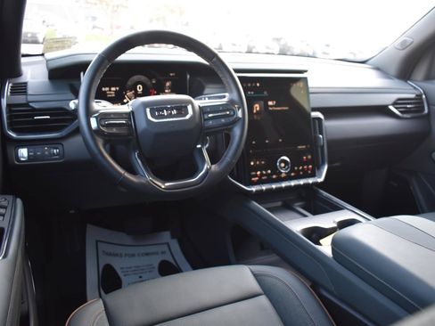 Used 2026 GMC Acadia AT4 w/ Luxury Package AWD/4WD image 30