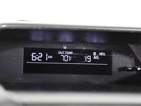 Used 2022 Subaru Crosstrek 2.0i Premium AWD/4WD image 26