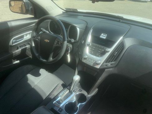 Used 2013 Chevrolet Equinox LS image 16