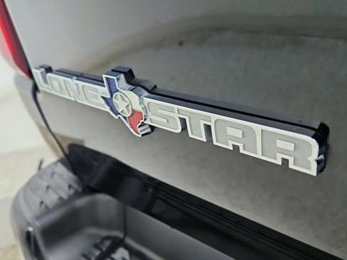 Used 2024 RAM 1500 Lone Star image 18