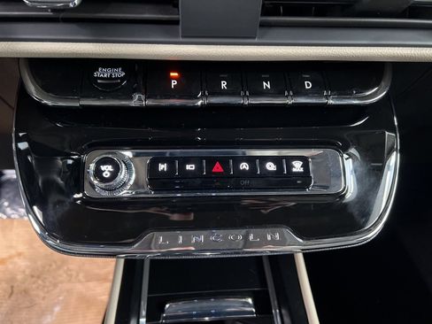 New 2026 Lincoln Corsair Reserve image 14