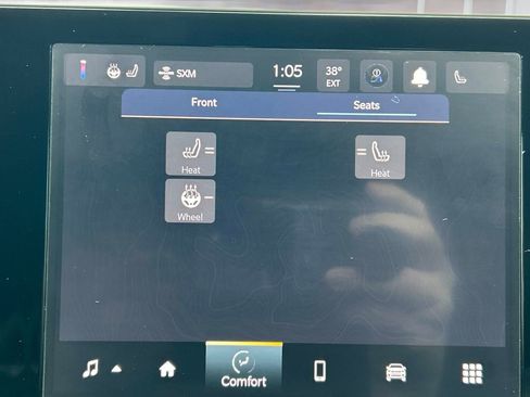 Used 2025 Jeep Compass Latitude image 29