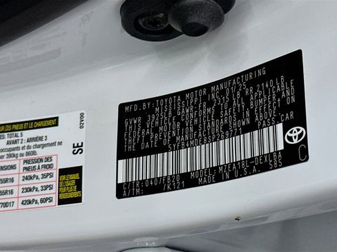 Used 2025 Toyota Corolla LE image 12