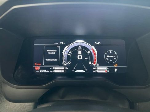 Used 2024 Toyota Tundra Limited AWD/4WD image 12