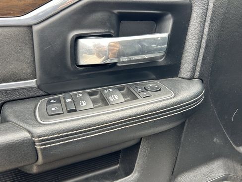 Used 2022 RAM 2500 Laramie w/ Protection Group AWD/4WD image 13