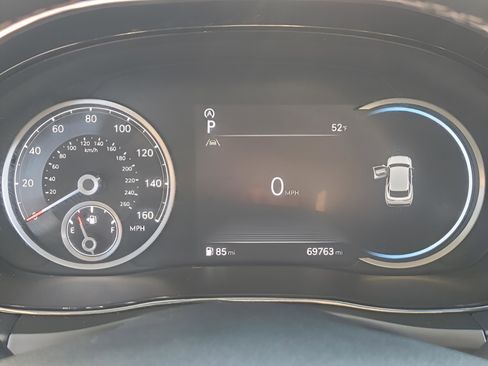 Used 2022 Genesis GV70 2.5T w/ Advanced Package image 22