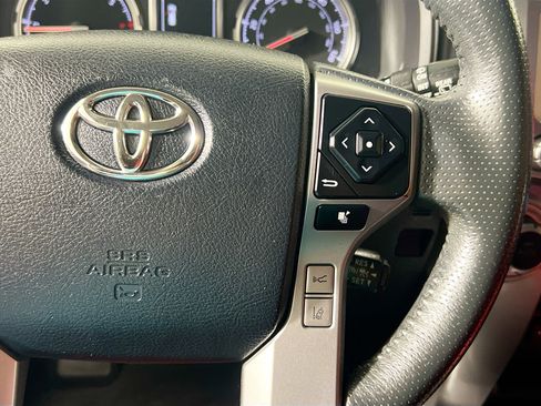 Used 2020 Toyota 4Runner Limited RWD image 19