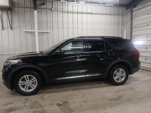 Certified 2023 Ford Explorer XLT w/ Equipment Group 202A image 2