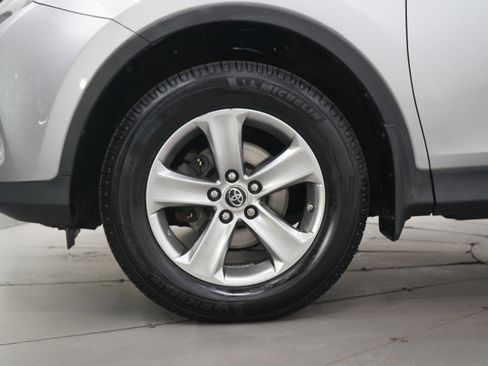 Used 2015 Toyota RAV4 XLE AWD/4WD image 27