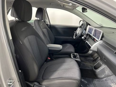 Used 2023 Hyundai Ioniq 5 SE image 19