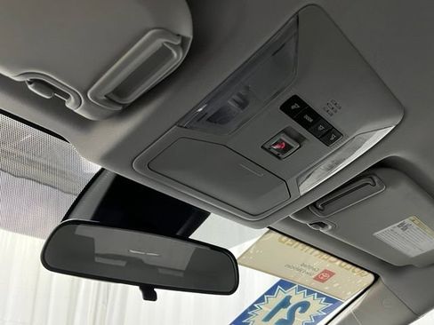 Certified 2021 Toyota RAV4 XLE AWD/4WD image 22