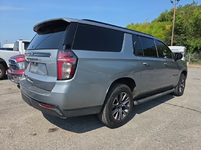 Used 2023 Chevrolet Suburban Z71 AWD/4WD image 5