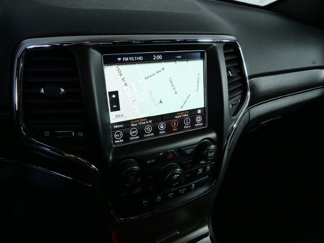 Used 2018 Jeep Grand Cherokee Limited w/ Luxury Group II AWD/4WD image 19