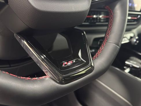 Certified 2025 Chevrolet Silverado EV RST image 25