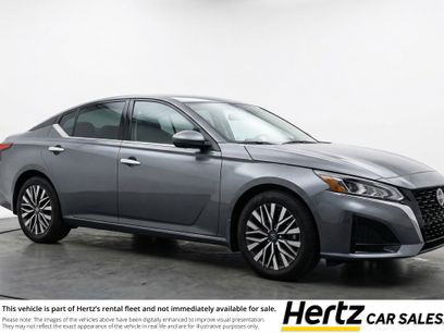Used 2025 Nissan Altima 2.5 SV