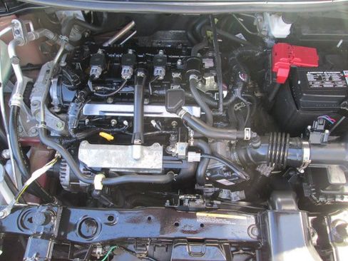 Used 2021 Nissan Versa SV FWD image 20