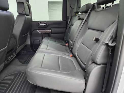 Used 2023 Chevrolet Silverado 3500 LTZ w/ Gooseneck/5TH Wheel Package image 9