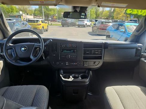 Used 2023 Chevrolet Express 3500 LT w/ LT Preferred Equipment Group RWD image 13