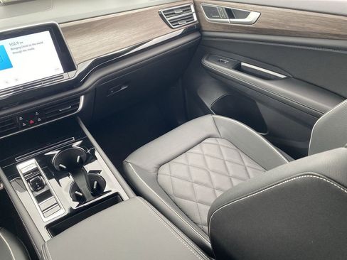 New 2026 Volkswagen Atlas SEL Premium R-Line image 12