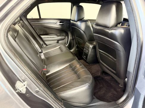 Used 2017 Chrysler 300 S RWD image 38