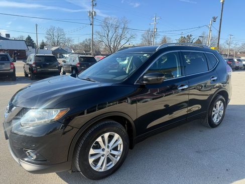 Used 2016 Nissan Rogue SV image 5