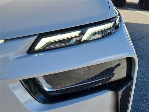 Used 2023 BMW X7 xDrive40i w/ Executive Package image 9