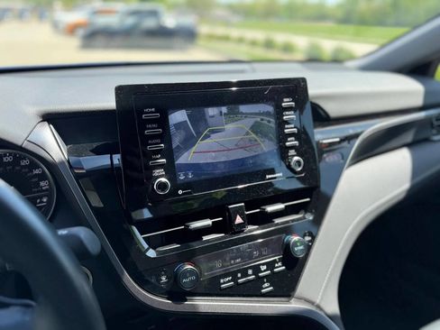 Used 2023 Toyota Camry SE w/ Convenience Package AWD/4WD image 12