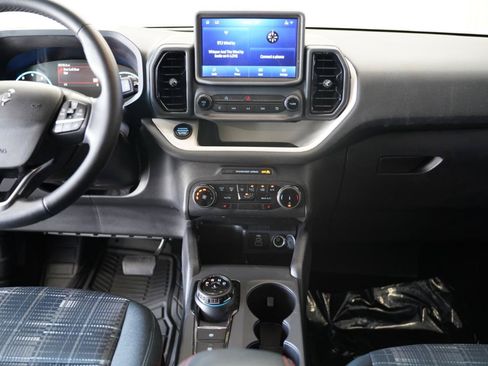 Used 2024 Ford Bronco Sport Heritage w/ Heritage Convenience Package AWD/4WD image 18