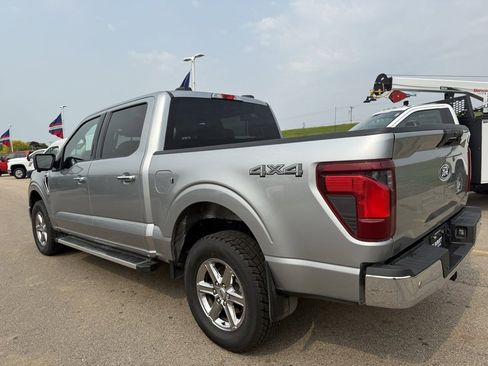 Used 2024 Ford F150 XLT image 5