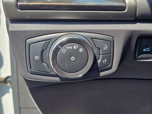 Used 2013 Ford Fusion SE FWD image 28