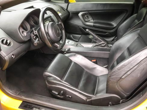 Used 2004 Lamborghini Gallardo AWD/4WD image 8