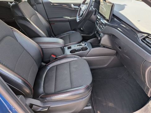 Used 2023 Ford Escape ST-Line w/ Tech Pack #1 AWD/4WD image 31