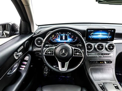 Certified 2022 Mercedes-Benz GLC 300 image 6