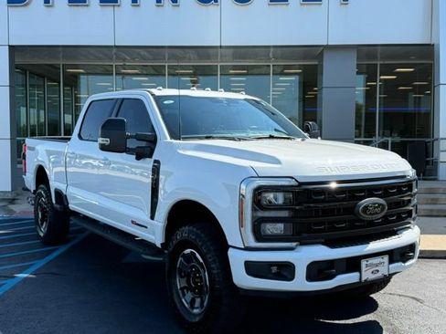 Certified 2024 Ford F250 Lariat w/ Tremor Off-Road Package AWD/4WD image 2