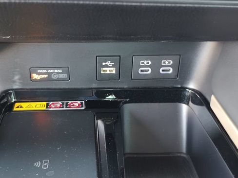 Used 2025 Toyota Camry XSE w/ Premium Plus Package FWD image 17