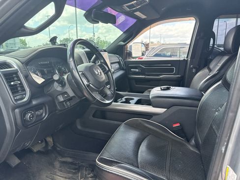 Used 2022 RAM 3500 Laramie AWD/4WD image 10