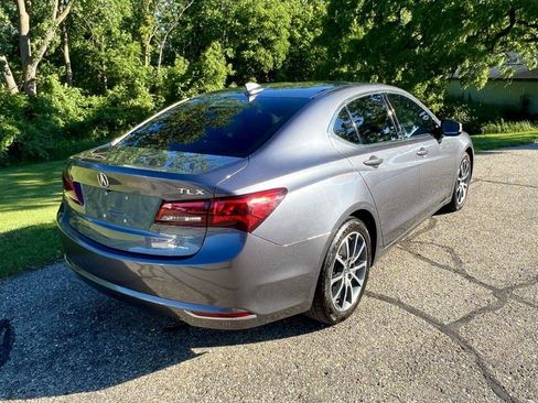 Used 2017 Acura TLX V6 SH-AWD w/ Technology Pkg image 3