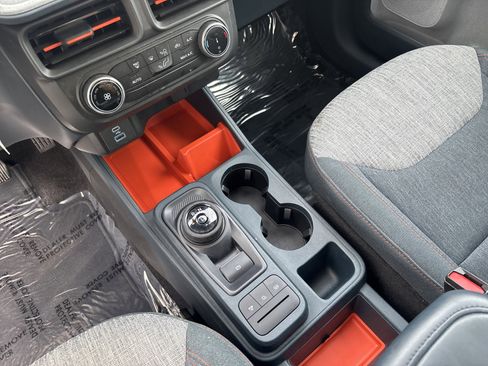 Used 2023 Ford Maverick XLT image 6