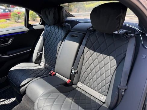 Used 2024 Mercedes-Benz S 580 4MATIC Sedan image 25