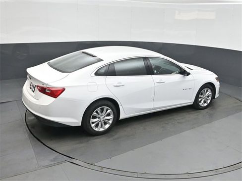 Used 2024 Chevrolet Malibu LT image 30