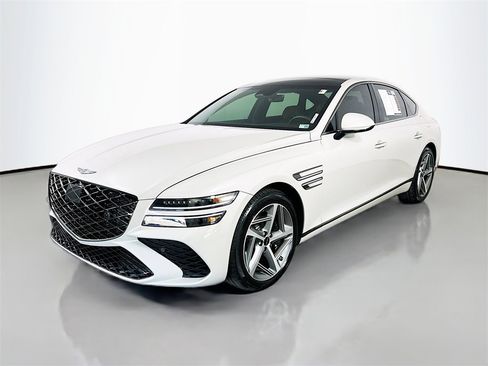 Used 2025 Genesis G80 3.5T Sport image 3