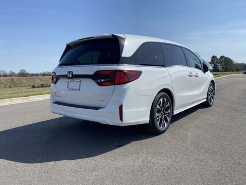 New 2026 Honda Odyssey Elite image 5
