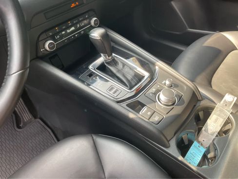 Used 2021 MAZDA CX-5 Touring FWD image 22